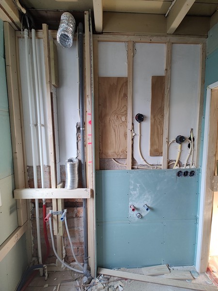 electra installatie voor de verlichting, spiegel, en vloerverwarming